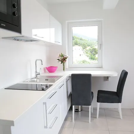 Nada Apartment *